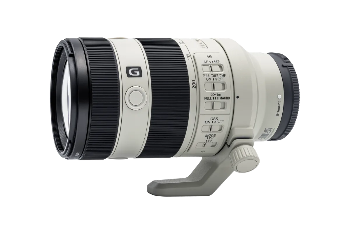Sony FE 70–200mm F4 Macro G OSS II with zoom ring, focus switches and tripod collar