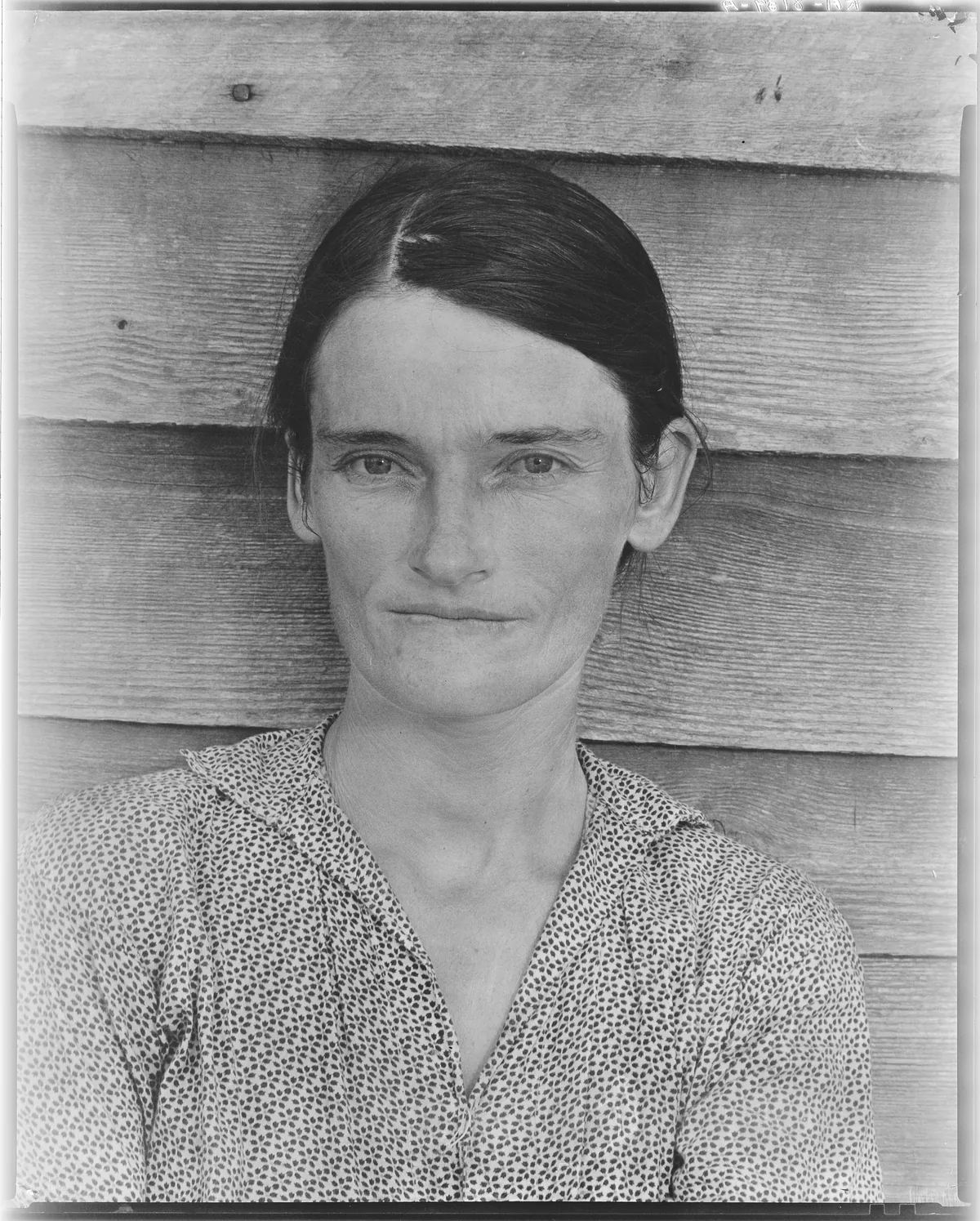 Allie Mae Burroughs facing the camera in Walker Evans 1936 Hale County portrait